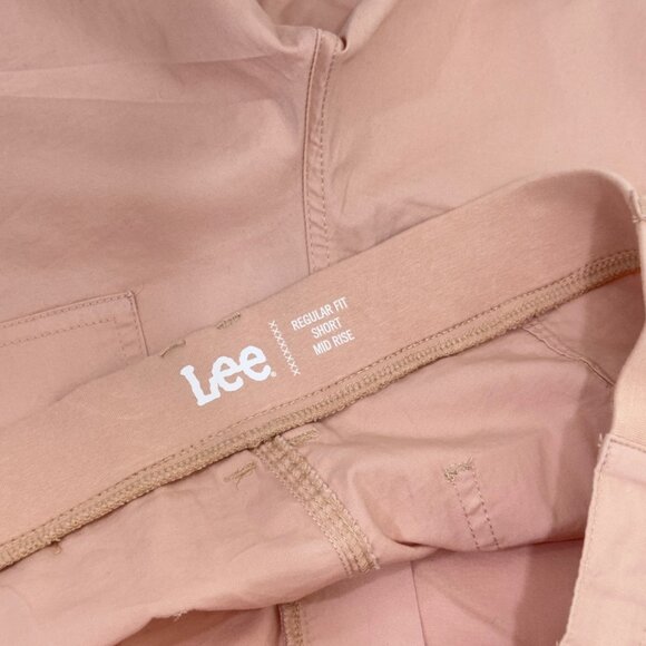 Lee Womens 18M Regular Fit Mid-Rise Cargo Shorts Comfy Waistsband - Picture 3 of 13